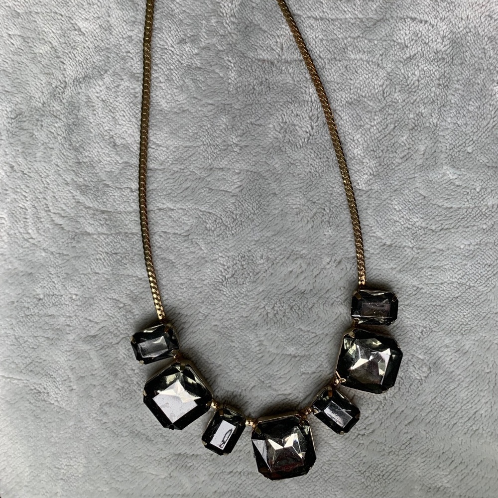 Black jewel necklace